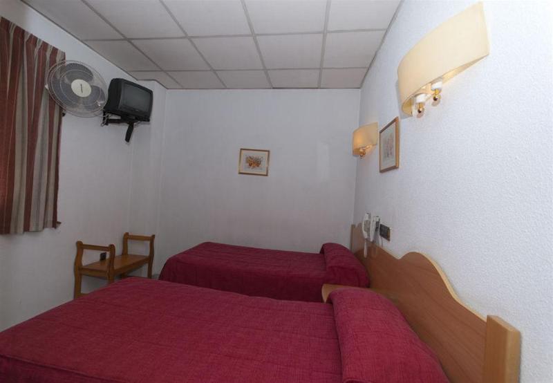 Hostal Goyma I San Fernando De Henares Esterno foto