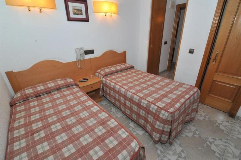 Hostal Goyma I San Fernando De Henares Esterno foto
